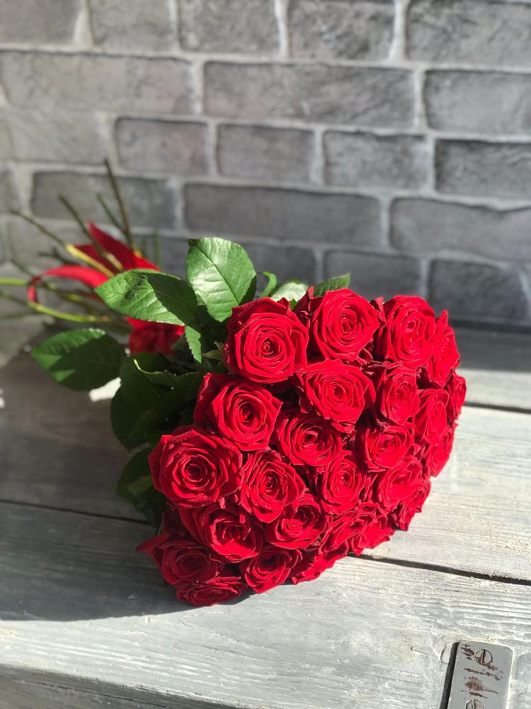 Букет Красные розы Фридом в Летней Ставке