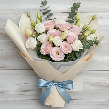 Букет цветов из:  Лизиантусы в Летней Ставке