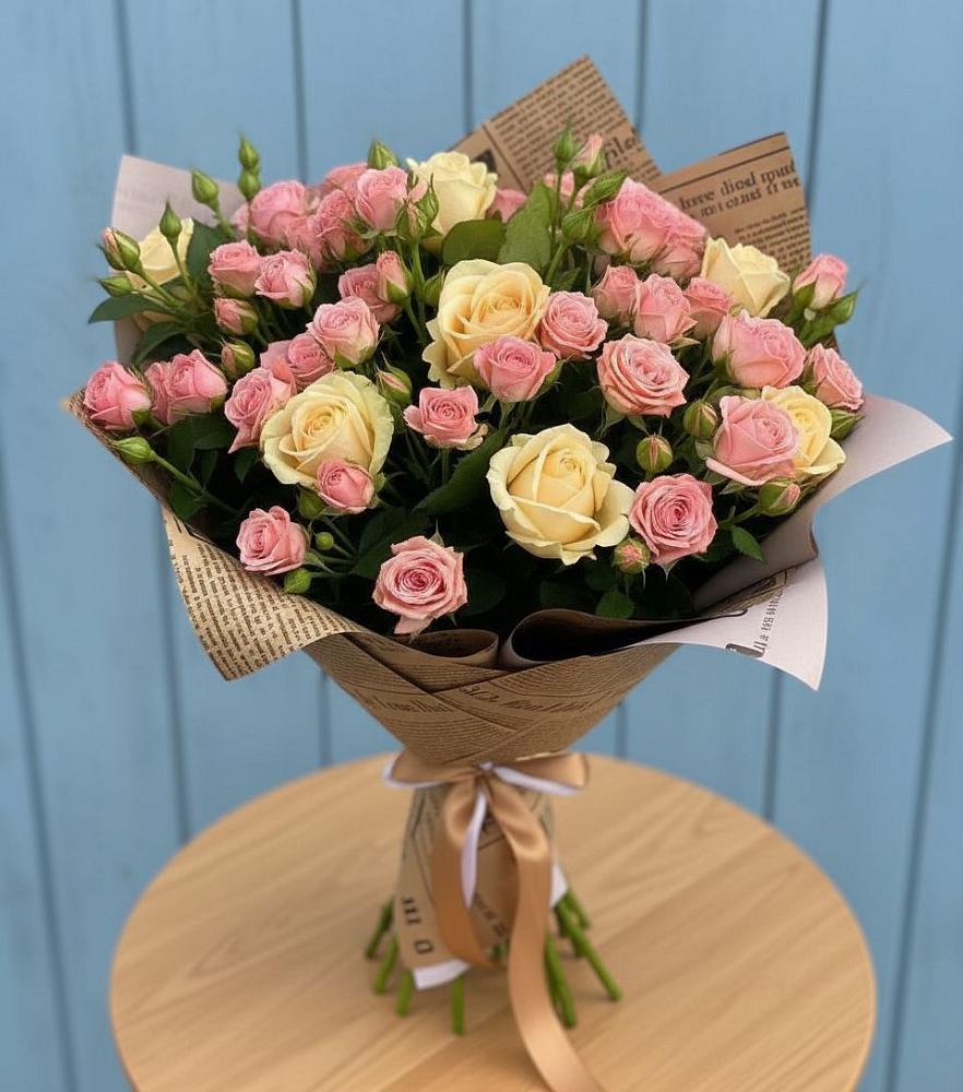 Букет цветов из: Розы в Летней Ставке