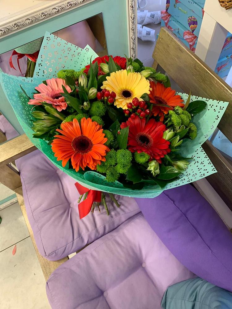 Букет цветов из: Герберы, Хризантемы и Альстромерии в Летней Ставке