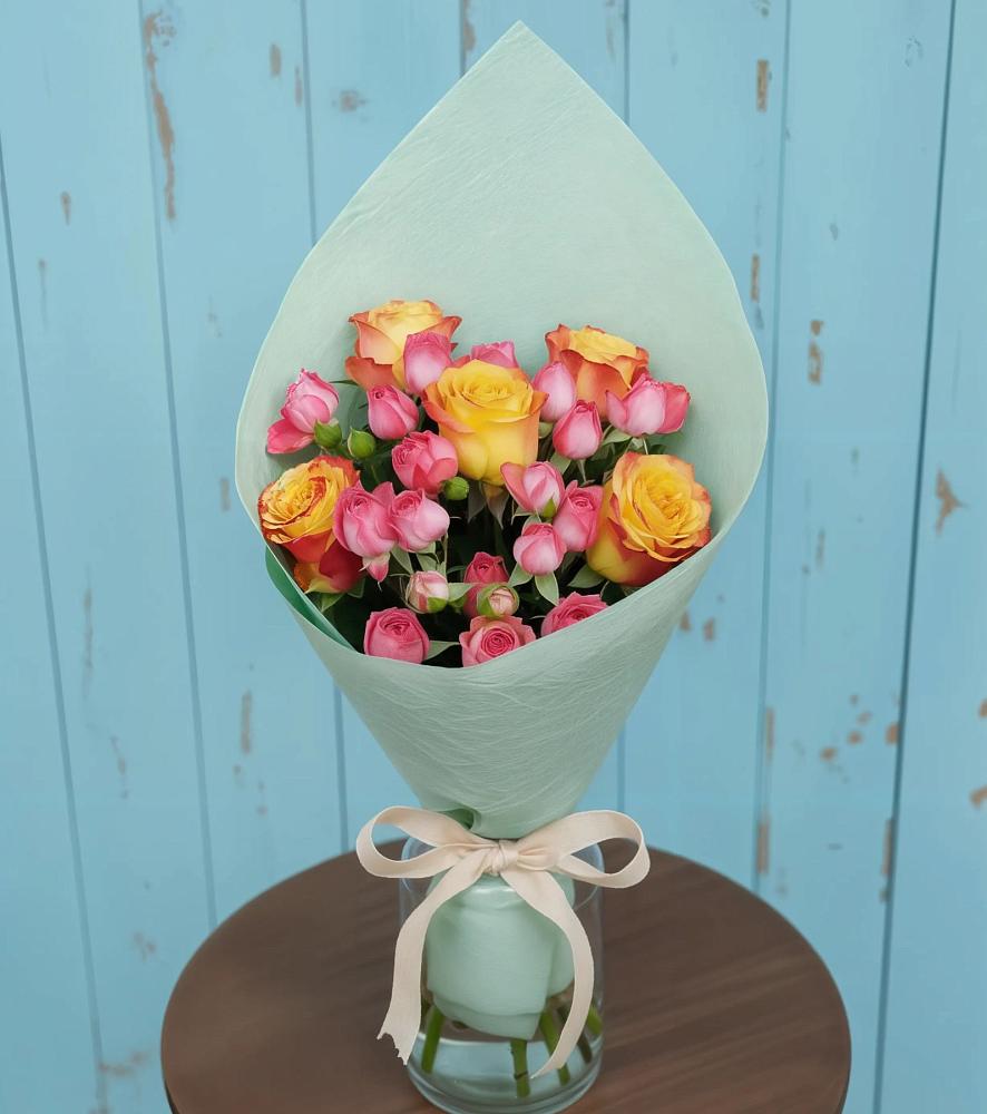 Букет цветов из: Розы в Летней Ставке