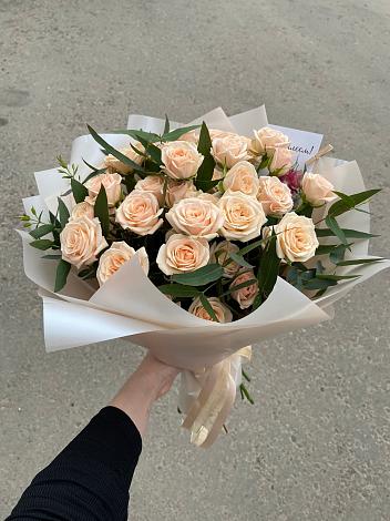 Букет Кремовые розы Латте в Летней Ставке