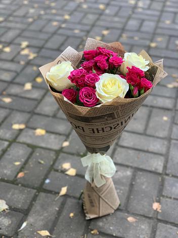 Букет цветов из: Розы в Летней Ставке