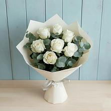 Букет Белые розы в Эвкалипте в Летней Ставке