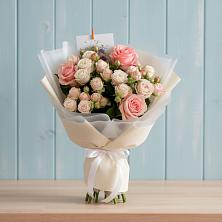 Букет цветов из:  Розы в Летней Ставке