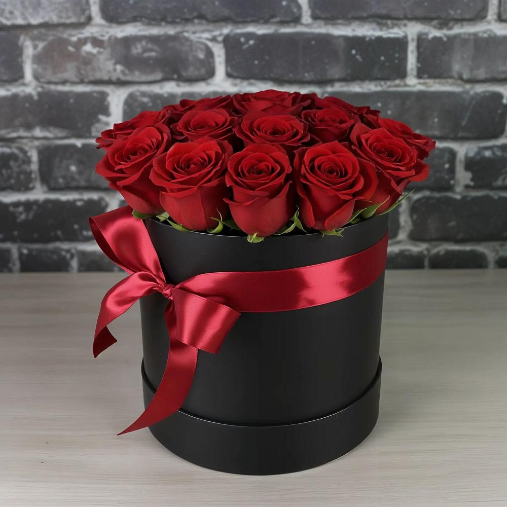 Цветочная композиция из Розы в шляпной коробке в Летней Ставке