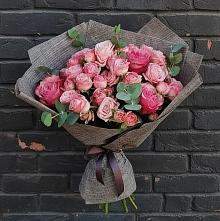 Букет цветов из:  Розы в Летней Ставке